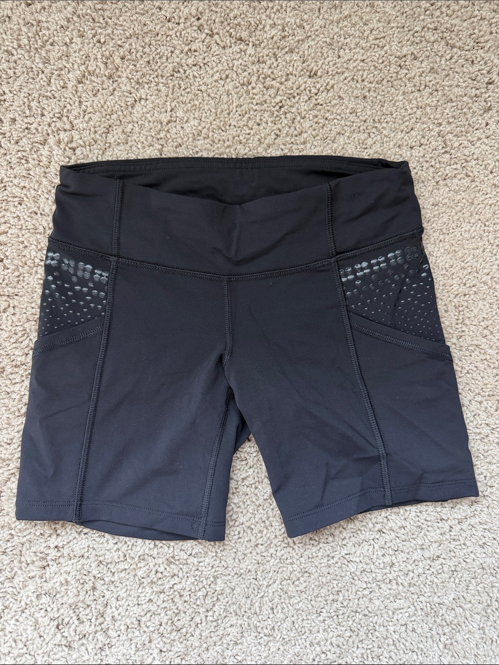 Lululemon Black Women’s Active High-Waist Shorts